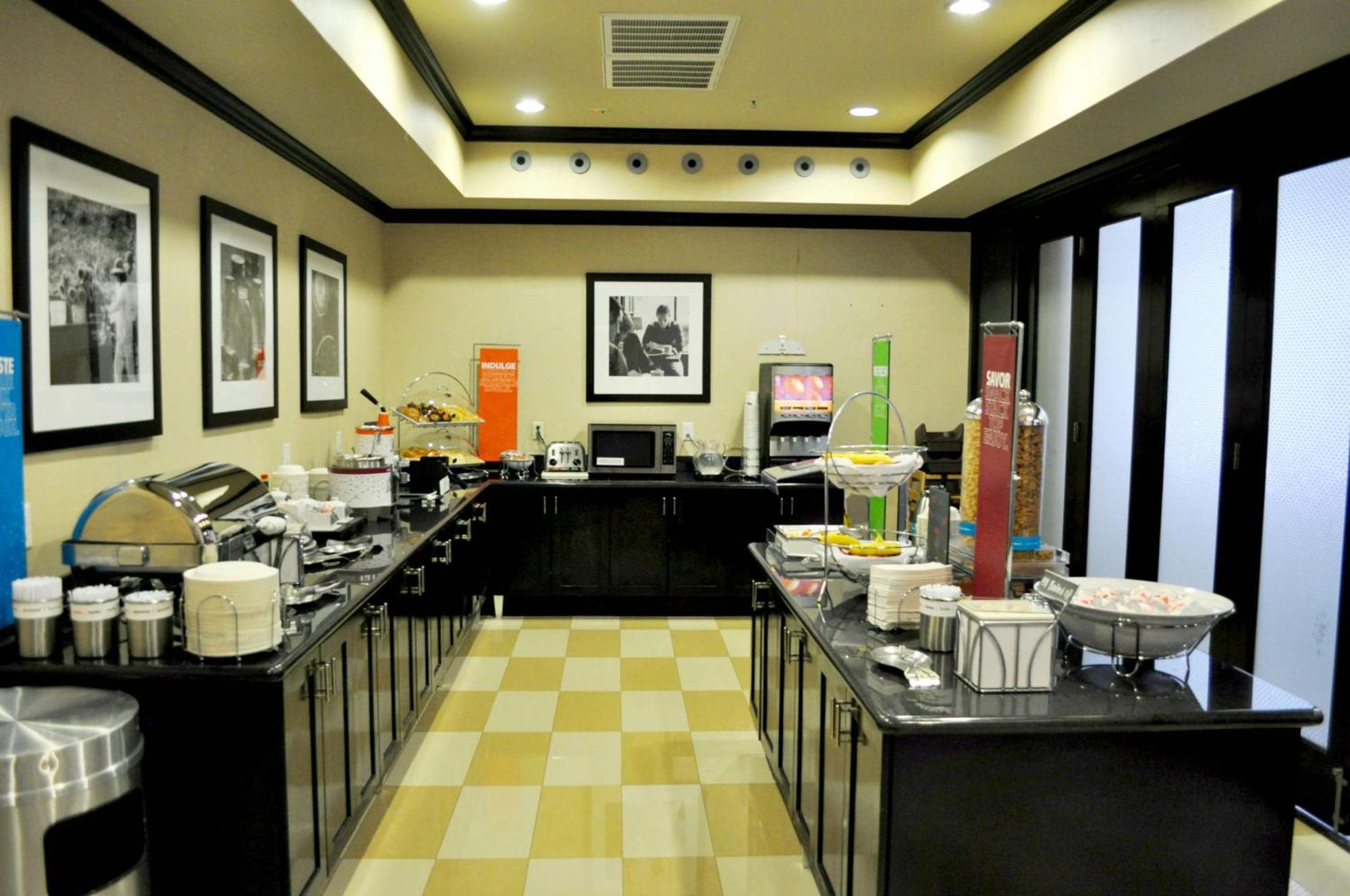 Hampton Inn & Suites Bay City Esterno foto